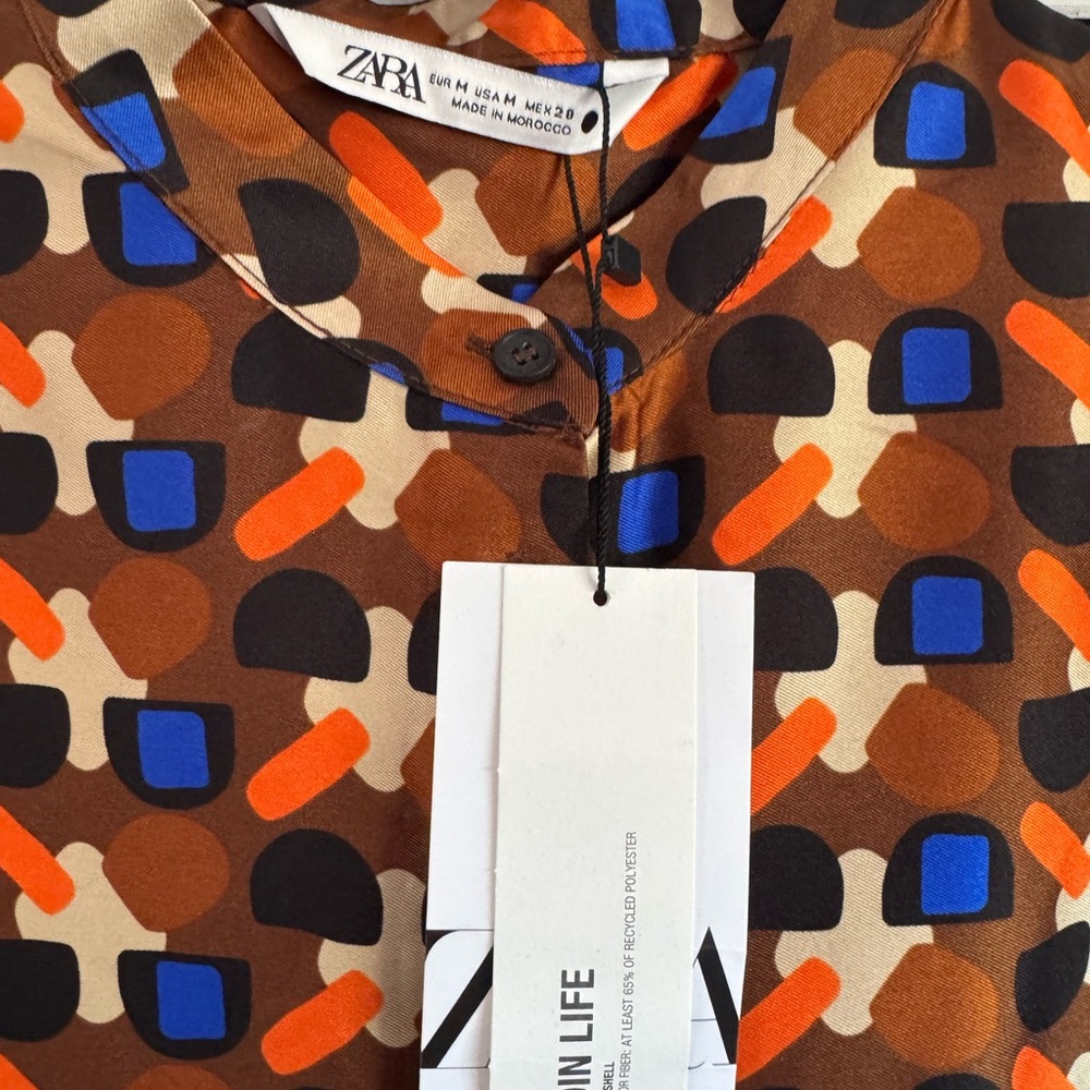 Geometric Patterned Shirt - Picture 4 of 4